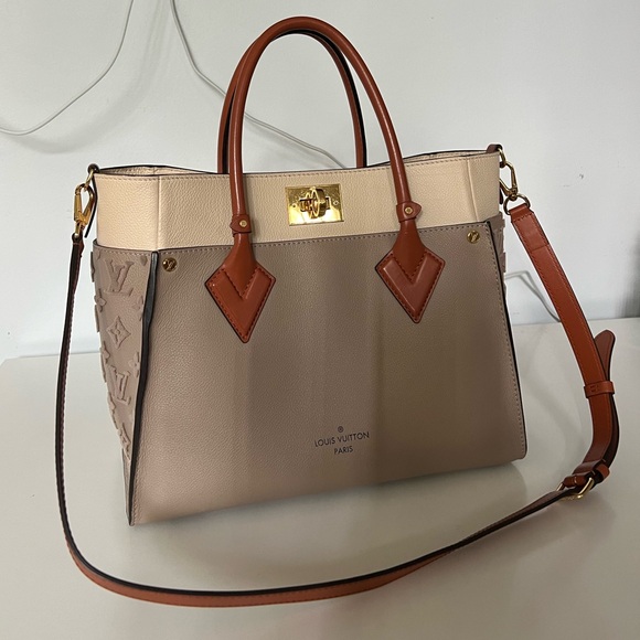 Louis Vuitton On My Side MM Shoulder Monogram Grain Calf Leather Crème🔥 - Picture 13 of 16